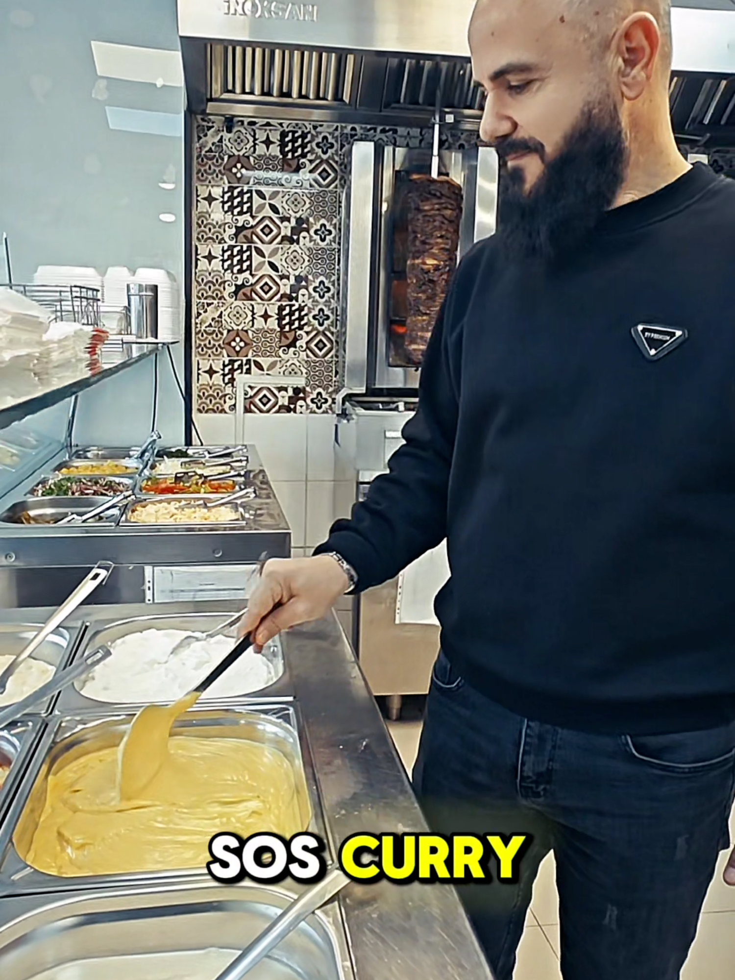 Cu ce preparam shaorma - ingredientele noastre care dau gustul inconfundabil Shaormei de La Hussein! #shaorma #sosurishaorma #shaormacudetoate #shaormalibaneza #lahussein #sostahina